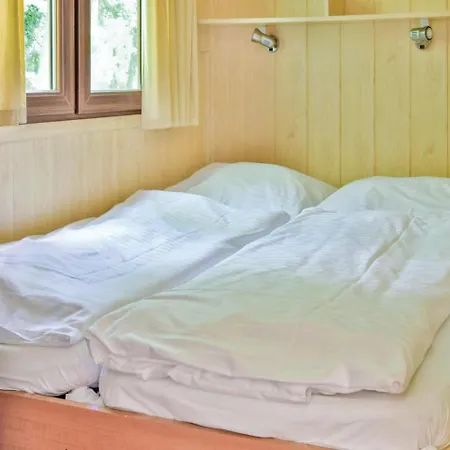 Σπίτι διακοπών Two-bedroom Holiday In